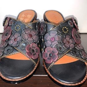 Coach Flower Heels 🌺